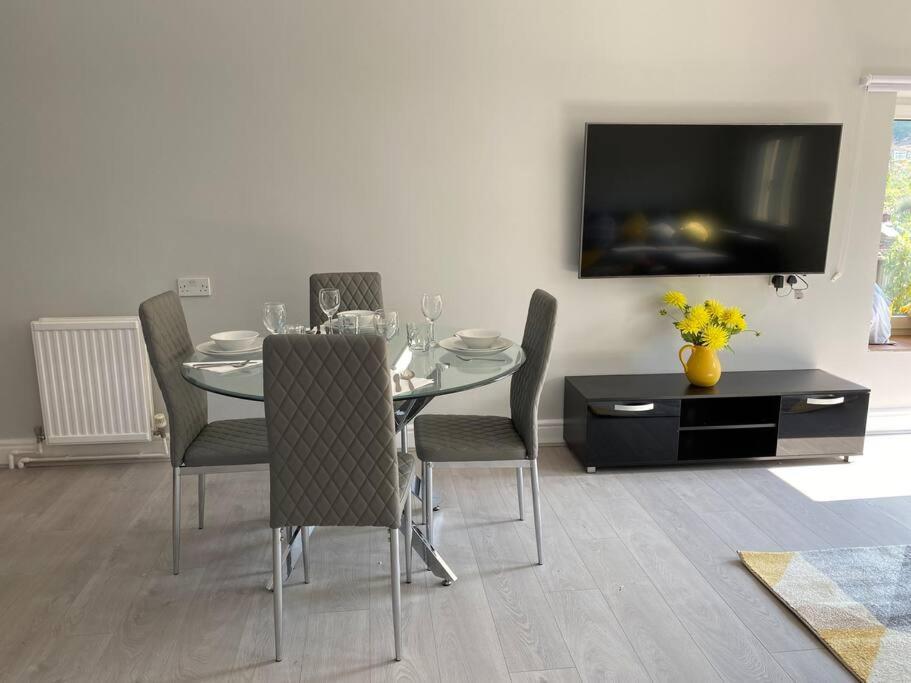 The Terrace - Annexe With Views Apartment Bathford Bagian luar foto
