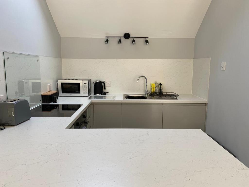 The Terrace - Annexe With Views Apartment Bathford Bagian luar foto