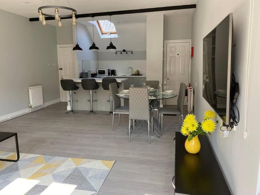 The Terrace - Annexe With Views Apartment Bathford Bagian luar foto