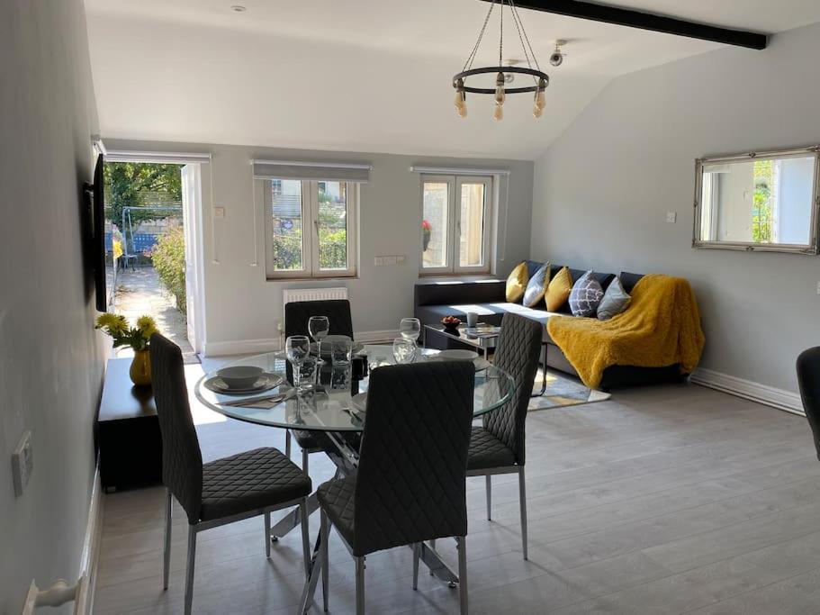 The Terrace - Annexe With Views Apartment Bathford Bagian luar foto