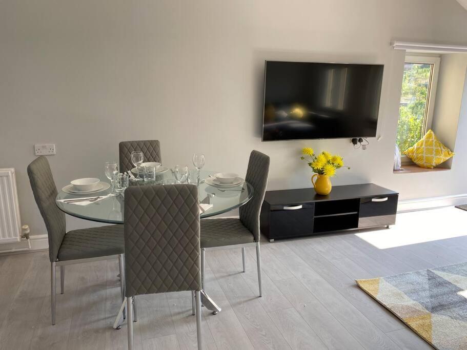 The Terrace - Annexe With Views Apartment Bathford Bagian luar foto
